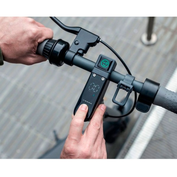 Youin sc4000 scooter xl negro/patinete eléctrico/25 km/h/hasta 50 km/potencia 350w/10"